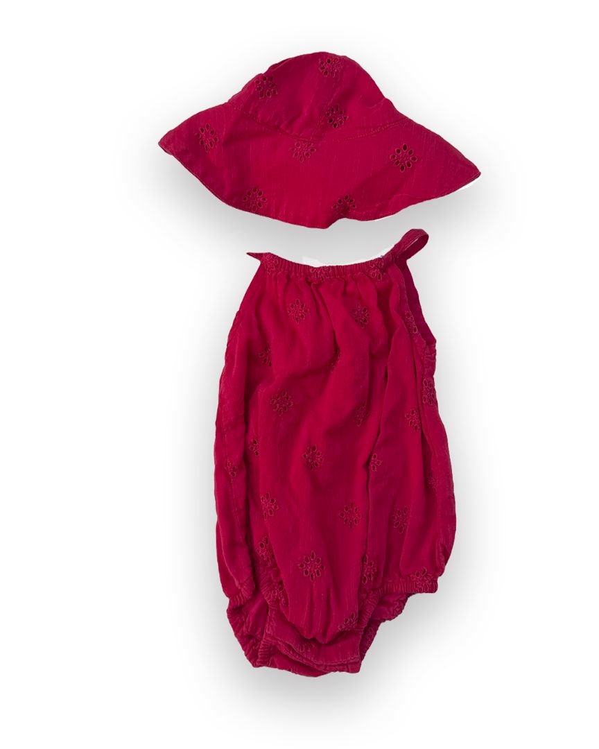 Red Old Navy Eyelet Bodysuit/Hat Set, 3M