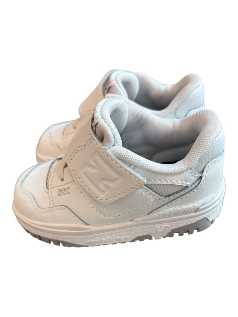 White New Balance Sneakers, 5C