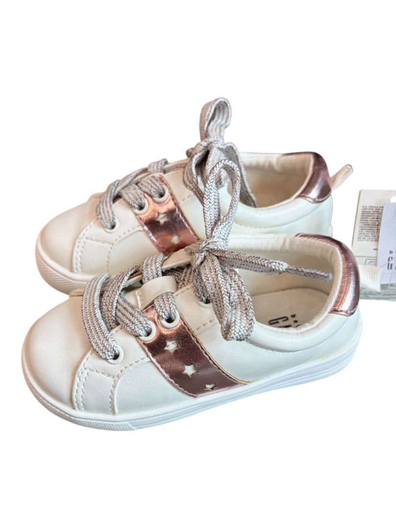 White/Rose Gold Baby Gap Sneakers, 8c (Brand New with Tags)