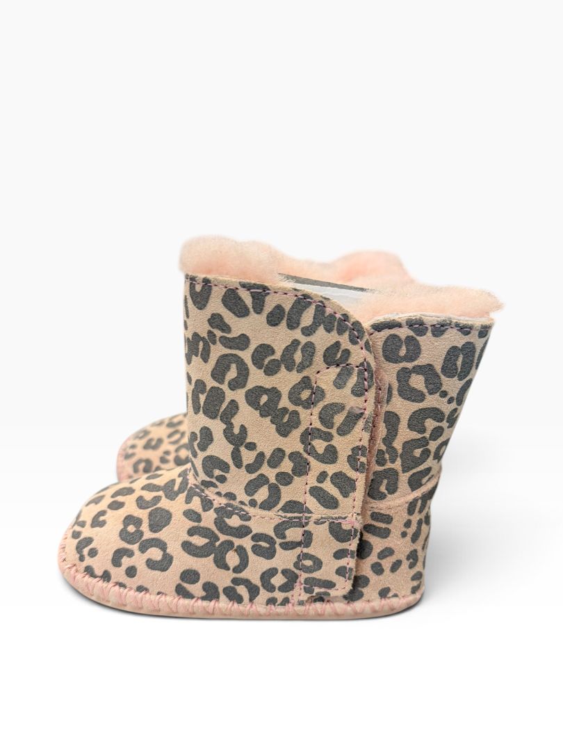 Pink UGG Leopard Uggs, 2-3C (Brand New in Box)